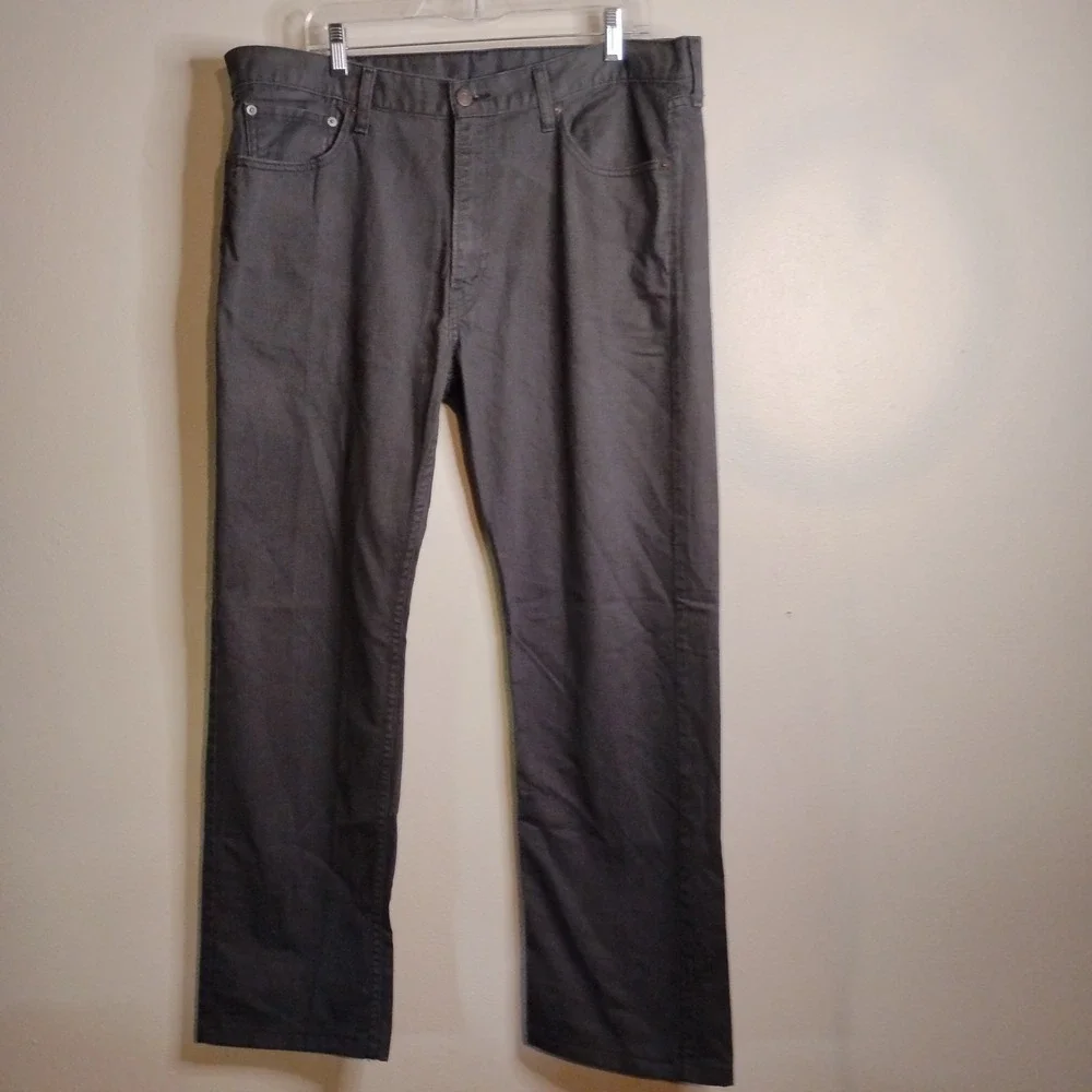 Levis levis 505